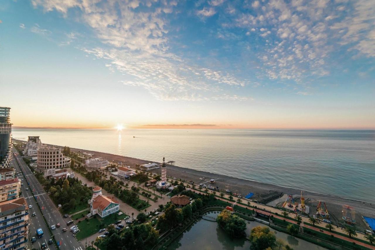 Orbi City Aparthotel Batumi Zewnętrze zdjęcie